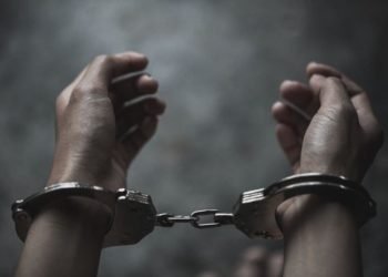 Two foreigners arrested for printing fake currency notes