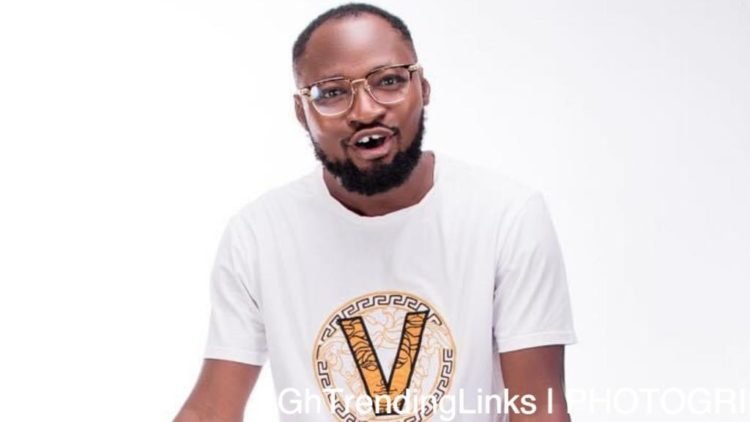 Funny Face shows class as he parades his vehicle house