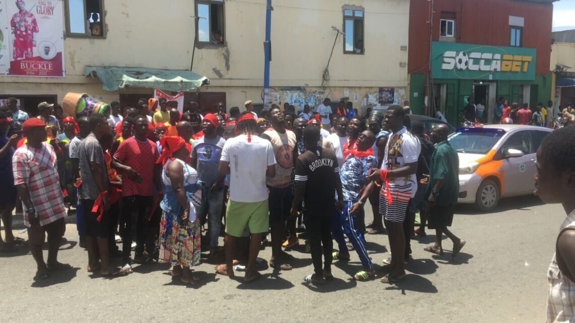 Odododiodoo youth protest over purported nomination of Elizabeth Sackey as AMA Mayor