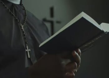 70‑Year‑Old Elder Confronts Pastor Live on Radio Over GH₵40,000 Ritual Loan Dispute